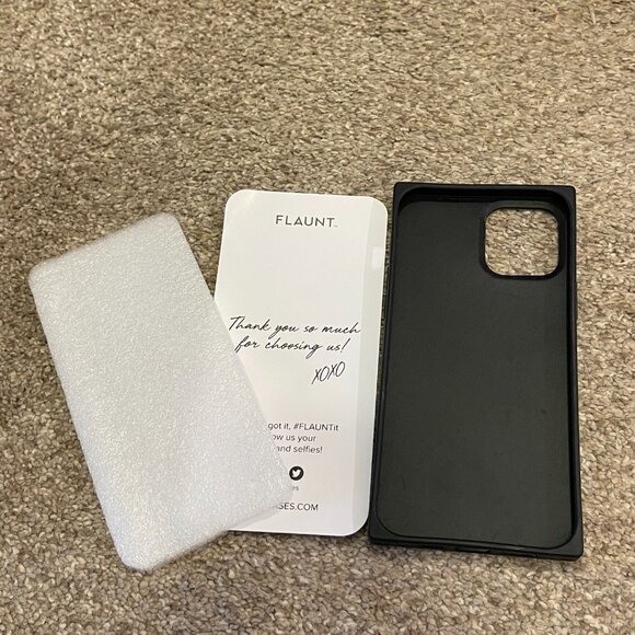 Flaunt Maroon Phone Case - Picture 2 of 6